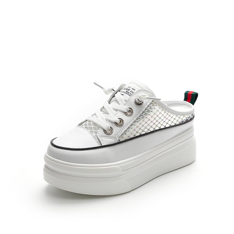 Новые женские летние полушлепанцы с толстой подошвой и закрытым носком, сетчатые, дышащие, на платформе, повседневные, маленькие белые туфли, ленивые туфли