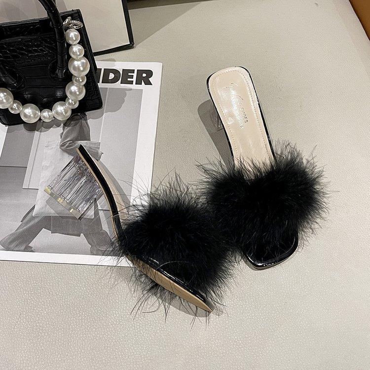 [Youshilai] лето 2025 новые хрустальные и прозрачные крутые тапочки женские пушистые тапочки простые и щедрые