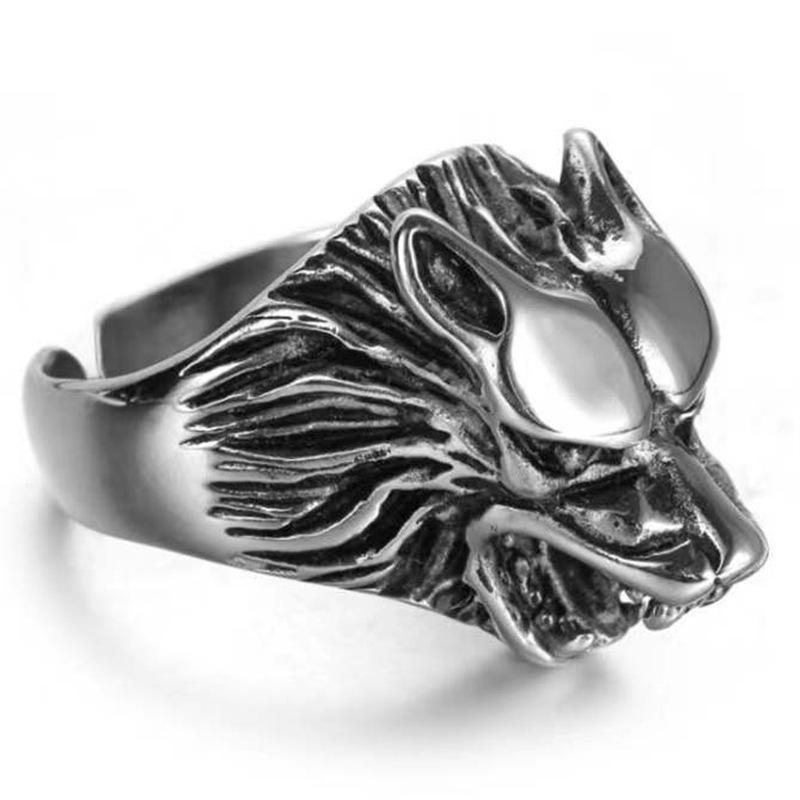 European and American Men's Domineering Wolf Head Ring