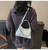2025 European and American Style New Women's Bag Fashionable Underarm Bag Simple Bag Chain Handbag Casual Large-capacity Tote Bag