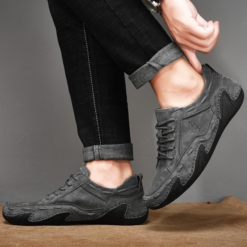 Тенденции мужской повседневной обуви из свиной кожи. Модная дышащая спортивная обувь. Нескользящая удобная деловая обувь.