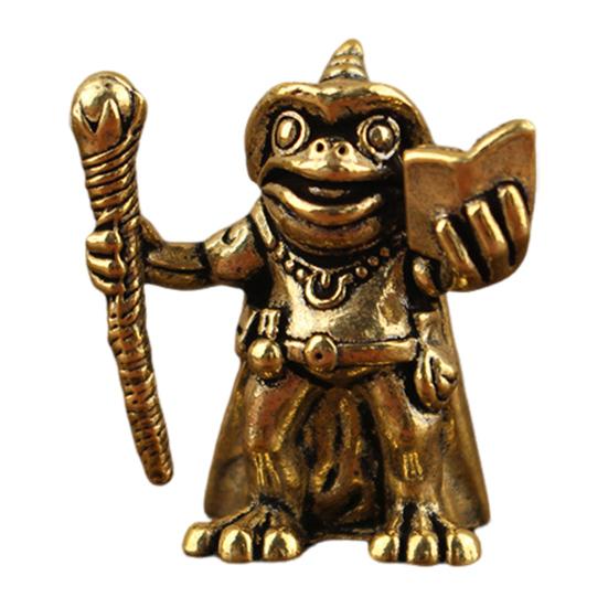 1/2Pcs Brass Witch Frog Figurine Metal Carving Miniature Frog Statue Animal Sculpture Halloween Feng Shui Decoration Home Office Desktop Ornament