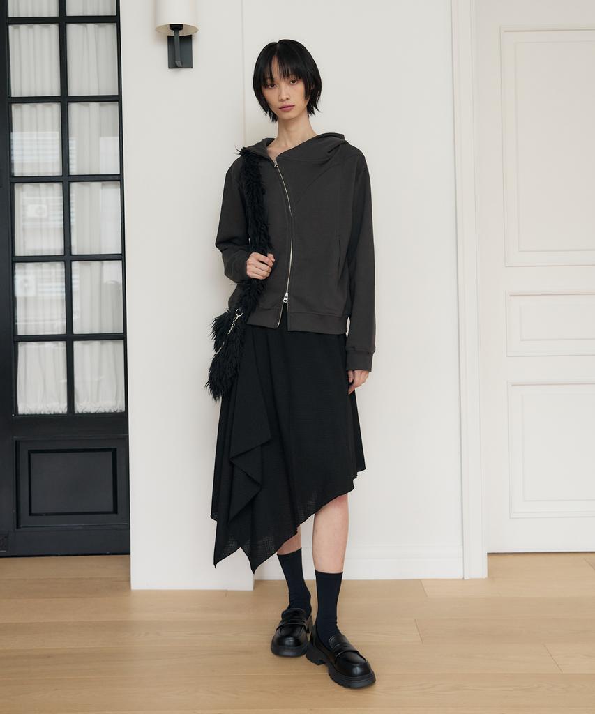 Sys A Asymmetrical Seersucker Midi Skirt [Black]