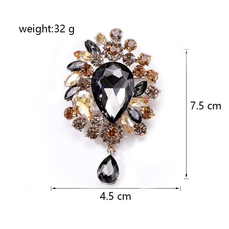 Glitter Sparkle Luxury Vintage Retro Brooches for Girls Elegant Crystal Trendy Jewelry for Women Ladies Accessories Low MOQ