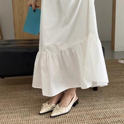 Заостренная спинка с плиссированным модным бантом, головка сумки, сандалии, темперамент, толстый каблук, с юбкой, модные сандалии женские