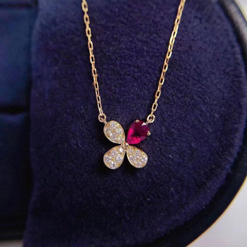 Ожерелье с бриллиантами в виде четырехлистного клевера из розового красного цвета, высококачественное ожерелье с цветком на ключице для женщин