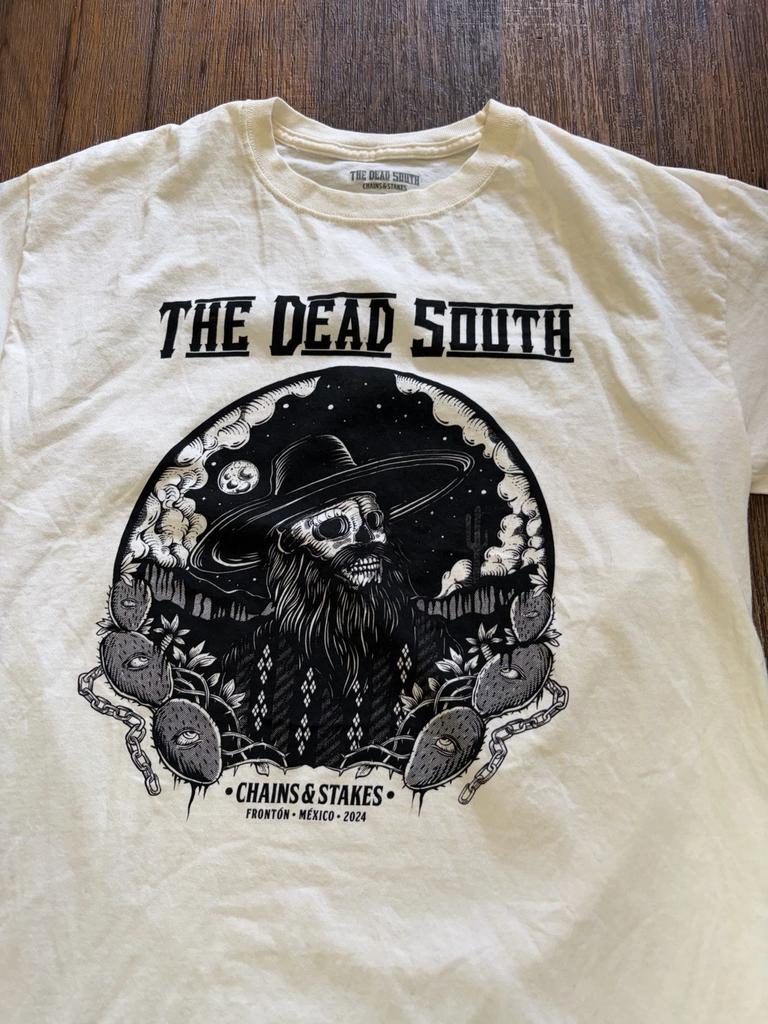 Мужская футболка The Dead South Белая с надписью L Синий Кантри Блюграсс Канада Банджо