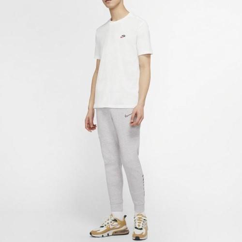 Nike Белая мужская футболка с коротким рукавом, однотонная, с небольшим принтом