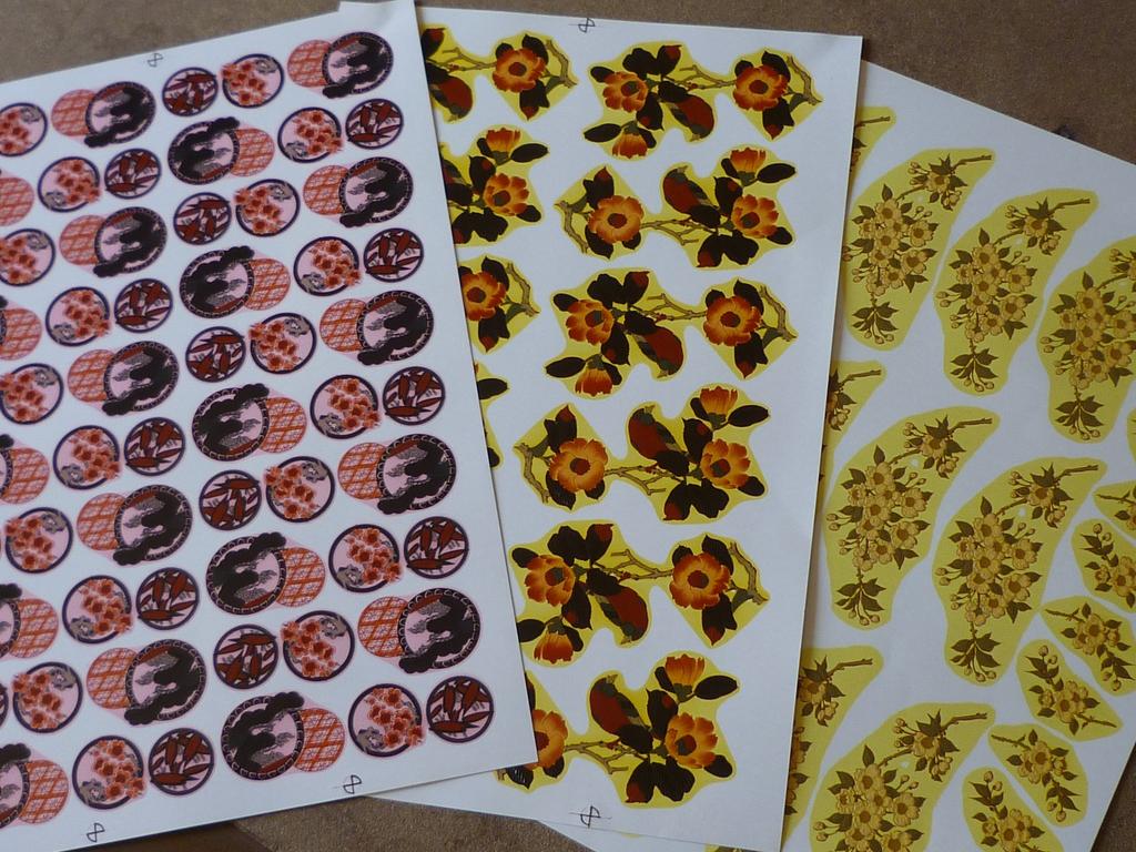 Хяккаэн Кутани Ёсино вишневая камелия с птицей керамическая 190 мл 2 шт [Парная кружка] и "Ура-э"