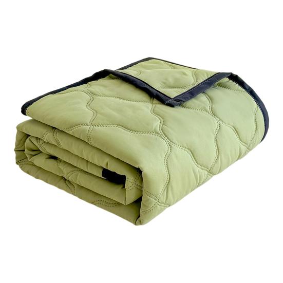 Summer Quilt Lightweight Filling Breathable Bedroom Quilt Cooling Effects Quilt Refreshing Sleep Solution