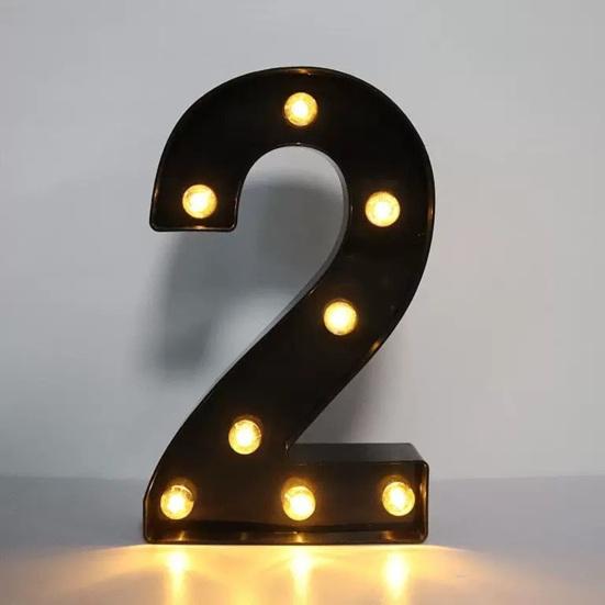 Светящиеся цифры 2026 Большие светодиодные цифры для маркировки, работающие от батареек, буквенный знак для Нового года, выпускного вечера, свадебного декора стола