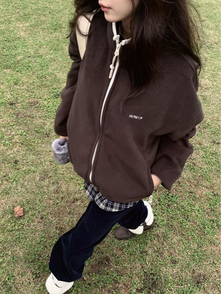 Женская ретро флисовая куртка с воротником-стойкой - стиль осени 2025