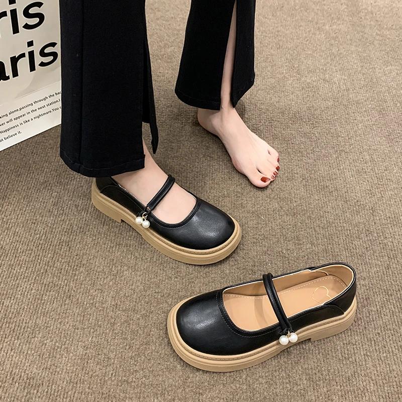 Весна и осень 2024 года, хит продаж, высококачественная женская обувь, однотонные модные женские лоферы с круглым носком и пряжкой в одну линию