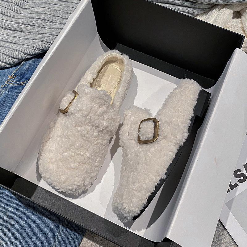 2025 Autumn/Winter Women's Thick Heel Fur Slippers, Round Toe, Closed Toe Mules, Size 41-43. Perfect for Outdoor Wear.