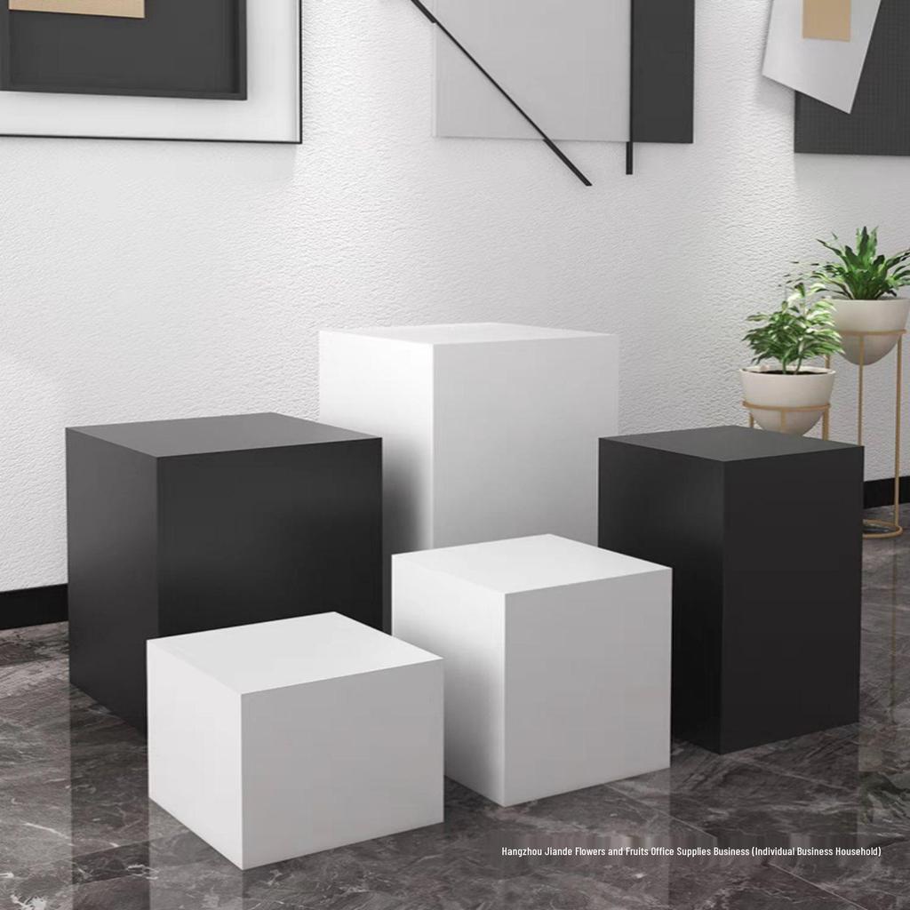 Bearbrick Figurine Round Riser Display Stand Cylinder Platform