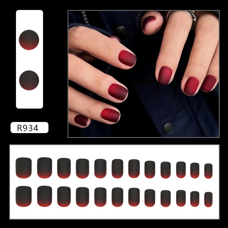 Frosted Red and Black Gradual Change Whitening Fake Nails Removable Wearing Armor 24 Pieces