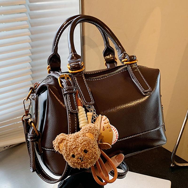 Premium Texture Niche Handbag Bag 2025 Oil Wax Leather Soft Waxy Foreign Style Retro Messenger Shoulder Commuter Pillow Bag