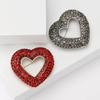 Fashion Retro Love Brooch Elegant Niche High-End Heart-Shaped Pin Brooch Women'S Clothing Accessories