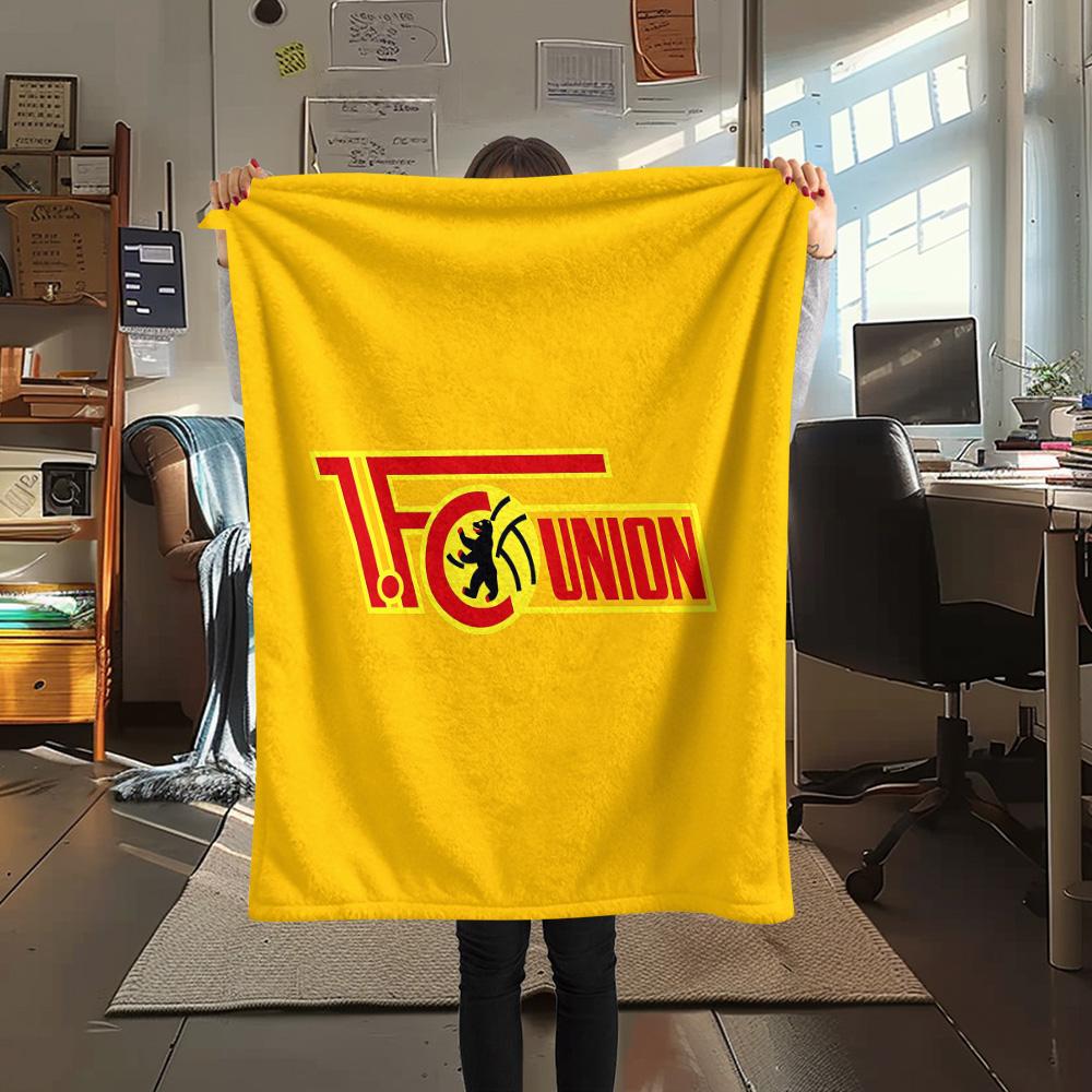 1. FC Union Berlin Flannel Blanket, High quality Comfortable for All Seasons, Home Decor, Warmth and Comfort