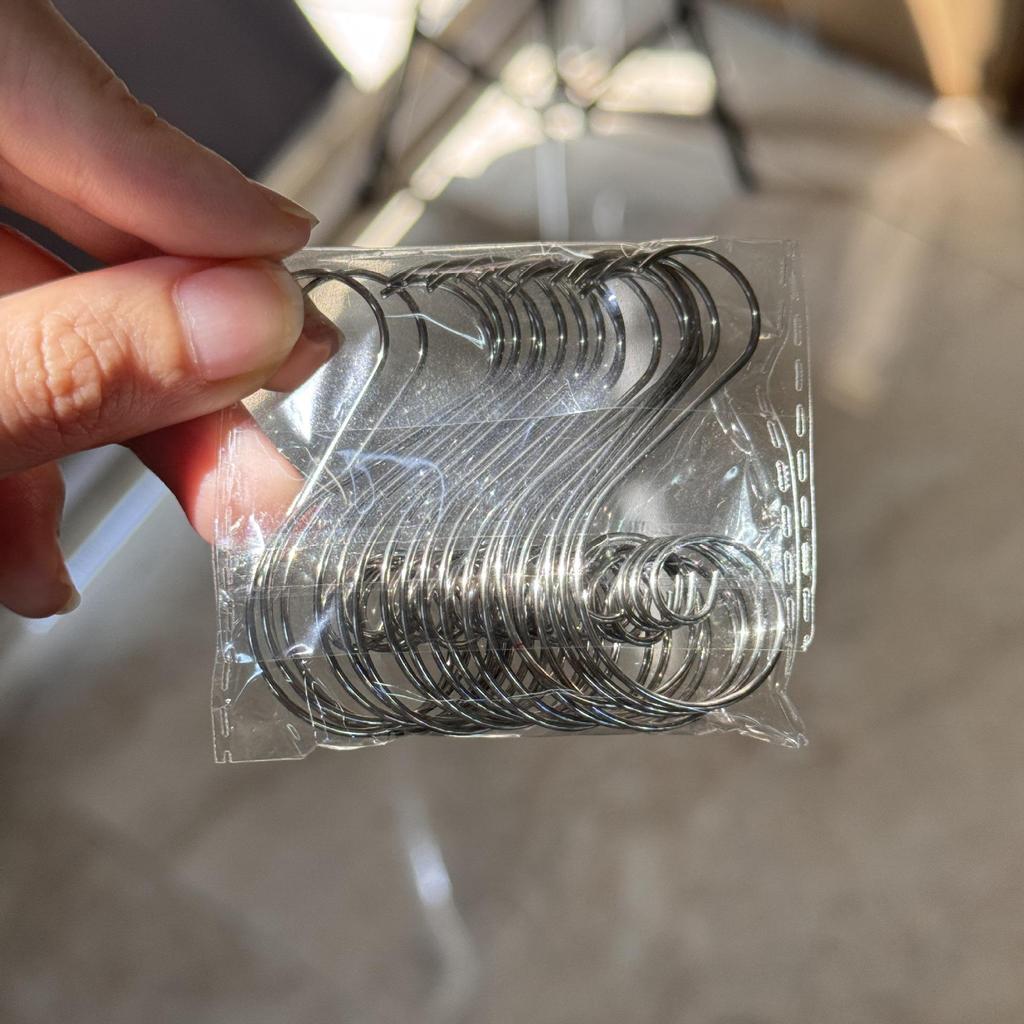 Набор из 50 рождественских S-образных крючков для праздничных украшений - держатели для чулок и елочные игрушки