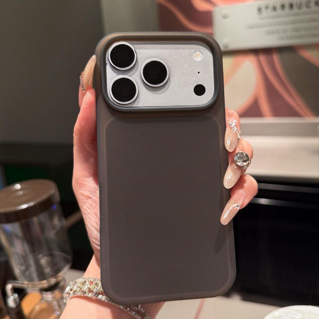 Силиконовый чехол Apple 17 Pro Max: Большое отверстие, Матовые кнопки AI, Подходит для iPhone 16