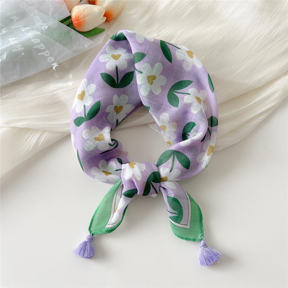 60*60cm Summer Scarves for Woman Beautiful Floral Scarf with Tassels Outdoor Thin Sun Protective Scarf