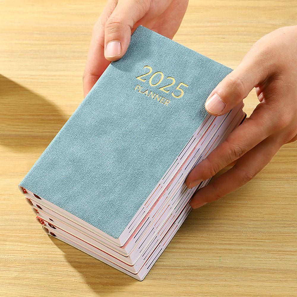 A6 2025 Повестка дня Книга Список дел Ежедневный Еженедельный Ежемесячный Планировщик Список дел Английский Блокнот Студенты