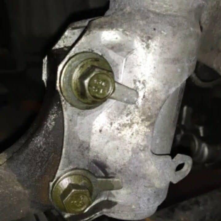 Развальные болты Syowa-Racing из карбида M12 2