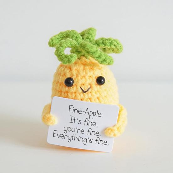 Кукла-ананас, вязаная вручную вдохновляющая плюшевая кукла-ананас с позитивной картой для украшения домашней сумки