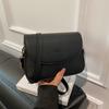 Autumn and Winter Retro Bag Women's 2025 Trendy Simple Texture Shoulder Messenger Bag Square Bag