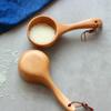 Совок из массива дерева с короткой ручкой, совок для риса, кухонный совок для воды, деревянная ложка, ложка для бани, сауны, деревянное ведро