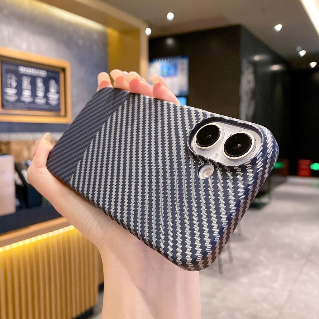 Carbon Fiber Kevlar Pattern PC Case For iPhone 17 Air 16 15 14 Plus 13 12 11 Pro Max Shockproof Splice Retro Lines Cover