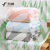 Towel New Coral Fleece Jacquard Geometric Series Bath Towel Thickened and Soft, Not Easy To Lose Hair Household Bath Towel
