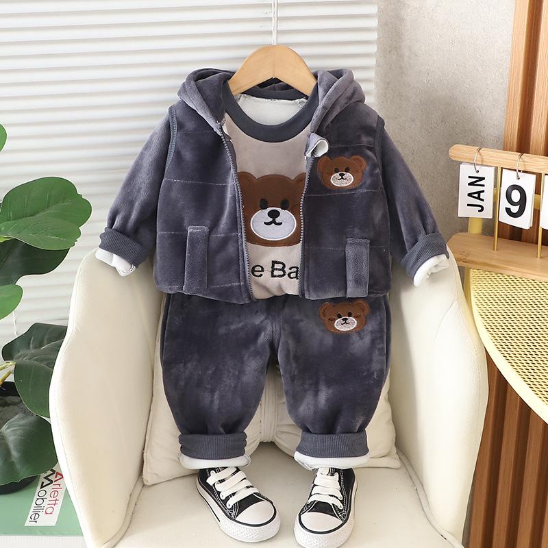 1-4 года Winner Baby Boys Clothes Cute Lion Autumn Boys Clothing Sets Coat + Vest + Bruins Boys Suits Children's Clothing