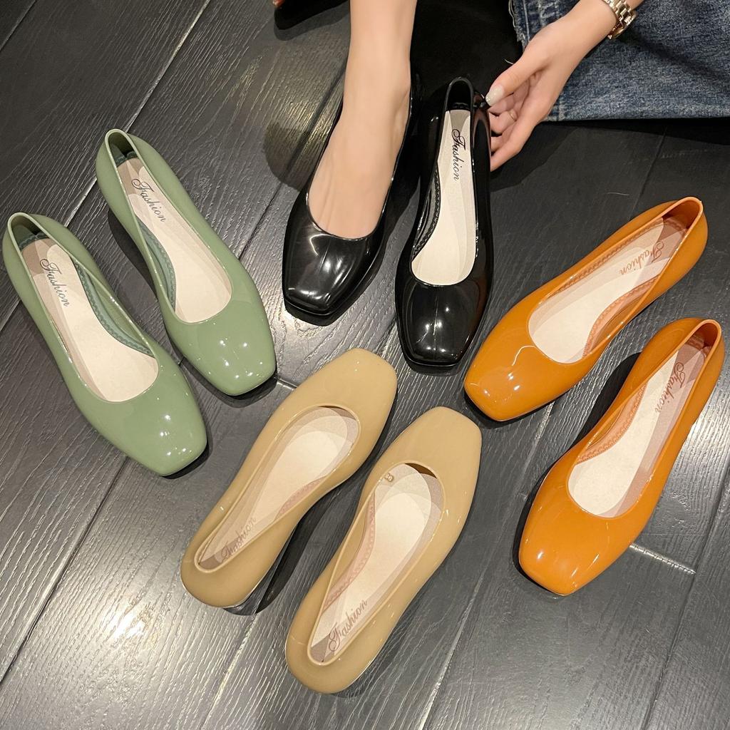 Модные новые модные женские водонепроницаемые дождевые туфли с неглубоким носком и низким каблуком из ПВХ, одинарные туфли, универсальная повседневная женская обувь
