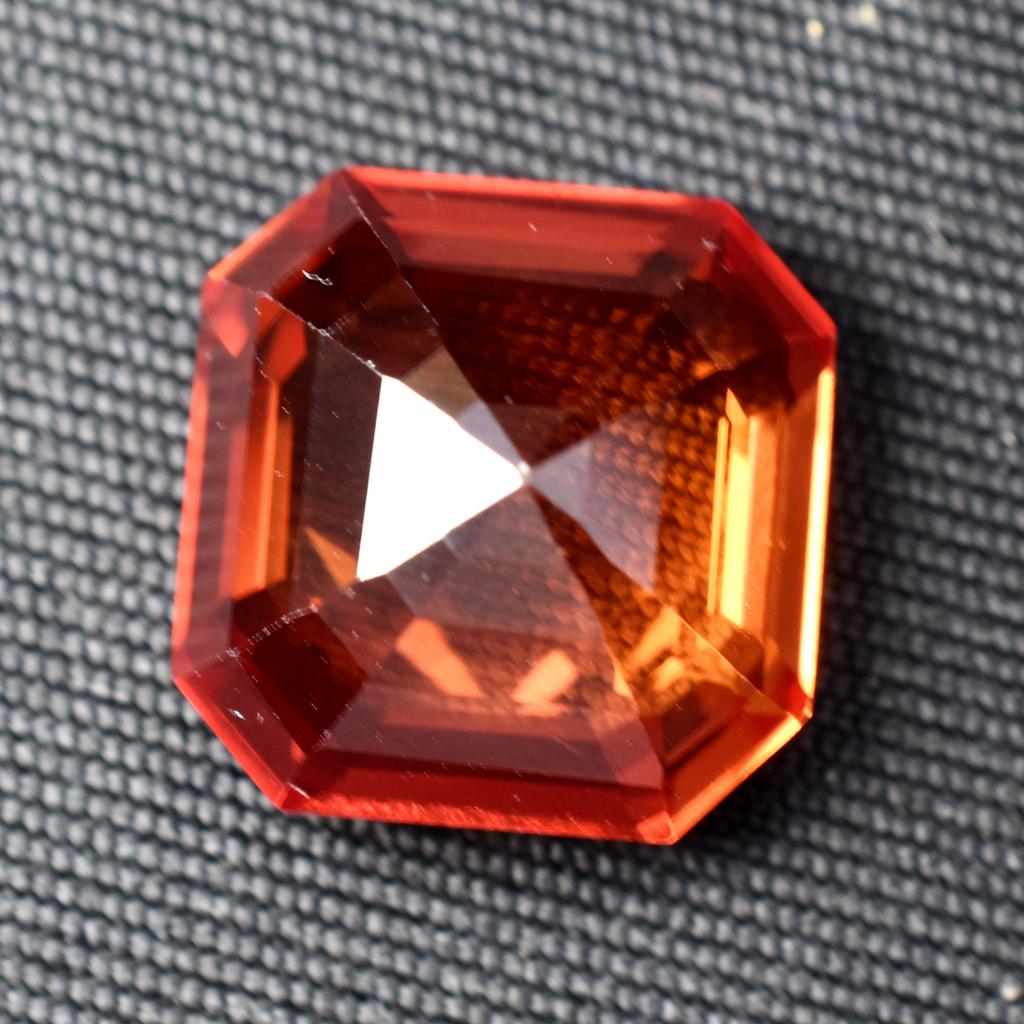 Excellent Orange Sapphire Square Cut 10.50 Ct Natural Gemstones CERTIFIED