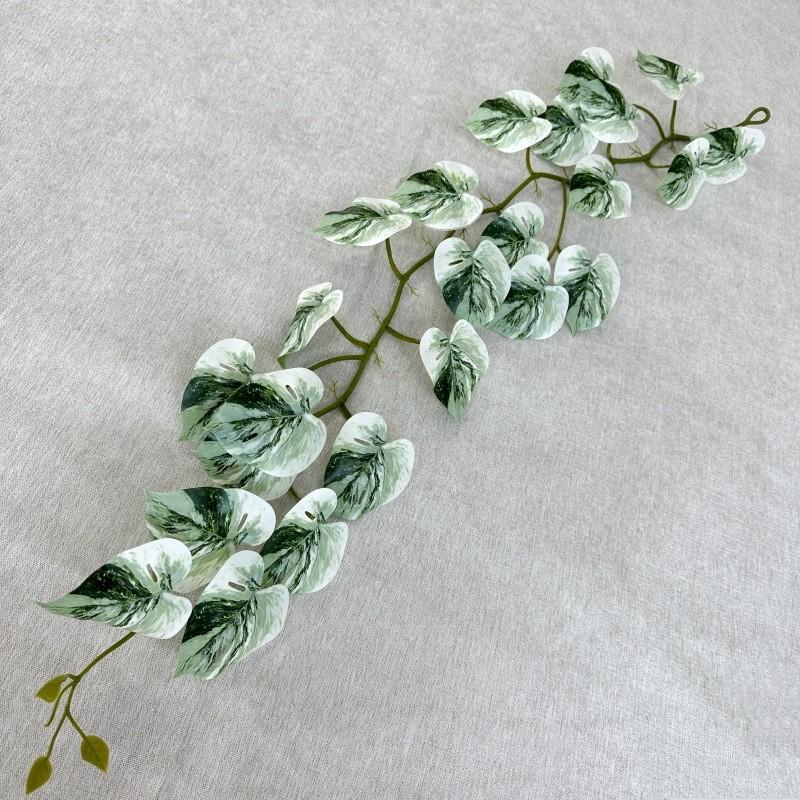 Artificial Green Plant Wall Decor With Silk Screen Printing For Home And Photography Use