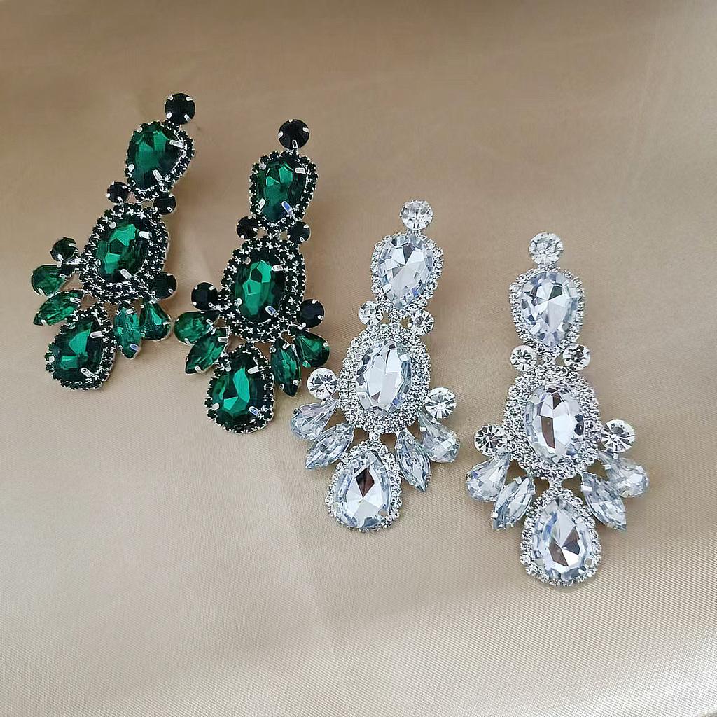 Изумрудно-белые серьги-гвоздики геометрические, подчеркивающие темперамент, с ощущением высокого стиля, легкая роскошь, универсальные для женщин, преувеличенные, в форме капли