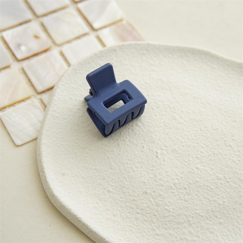 Маленькие квадратные когти для волос, матовая заколка для волос, простые заколки с геометрической формой, зажим для хвоста, аксессуары для волос в виде крабов для женщин