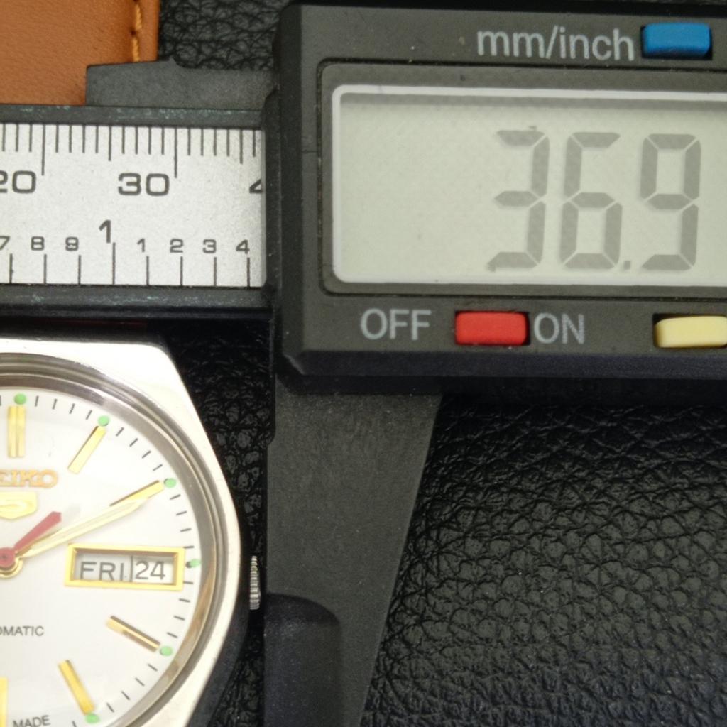 VINTAGE SEIKO 5 AUTOMATIC 6309A JAPAN MENS WHITE COLOR DIAL WATCH A702635-1 R209-a702635