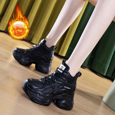 Зимние ботинки на платформе для женщин, короткие, на шнуровке, нескользящие, с подкладкой из искусственного меха, женские теплые высокие кроссовки для ходьбы, обувь для бега