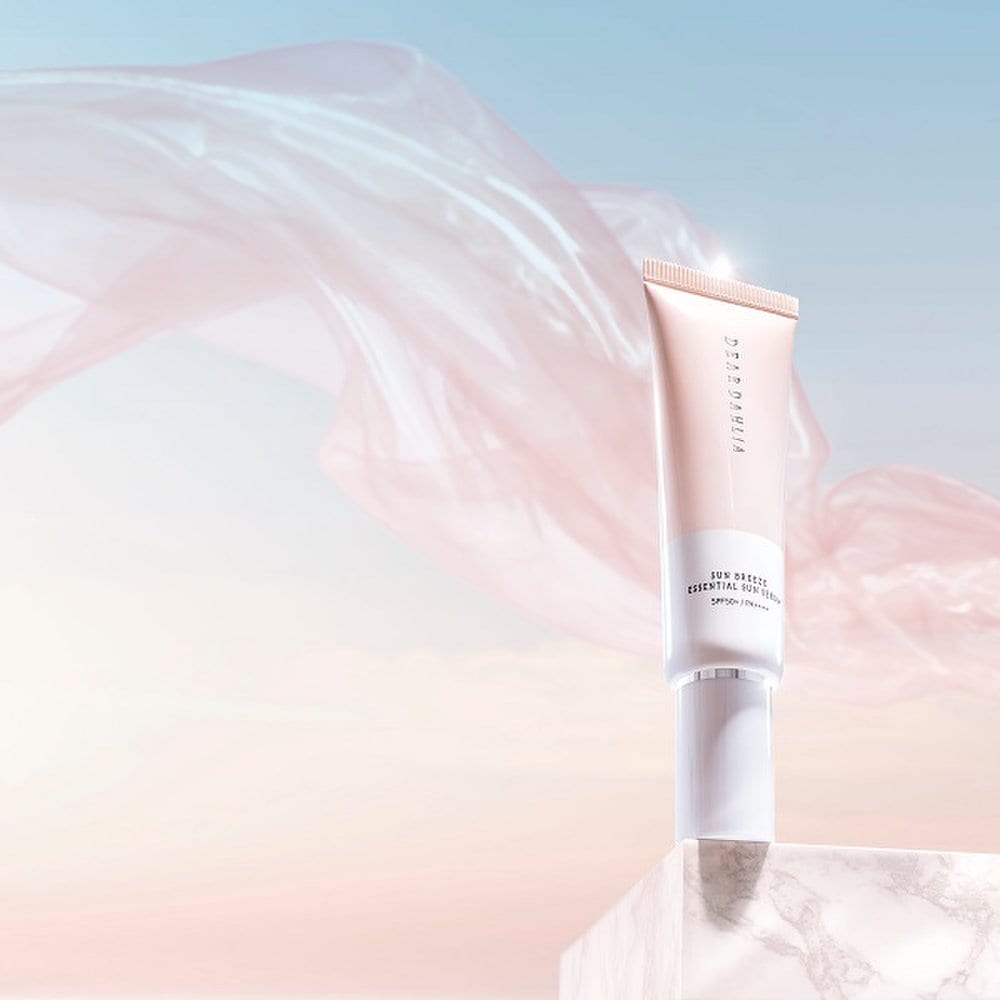 Dear dahlia Sun Breeze Essential Солнцезащитная сыворотка 50 мл