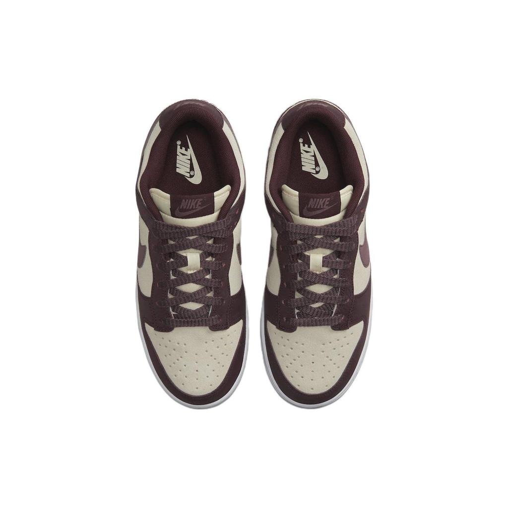 Nike Женские кроссовки Dunk Low Plum Eclipse Фиолетовые кокосово-молочного цвета FJ4734-100
