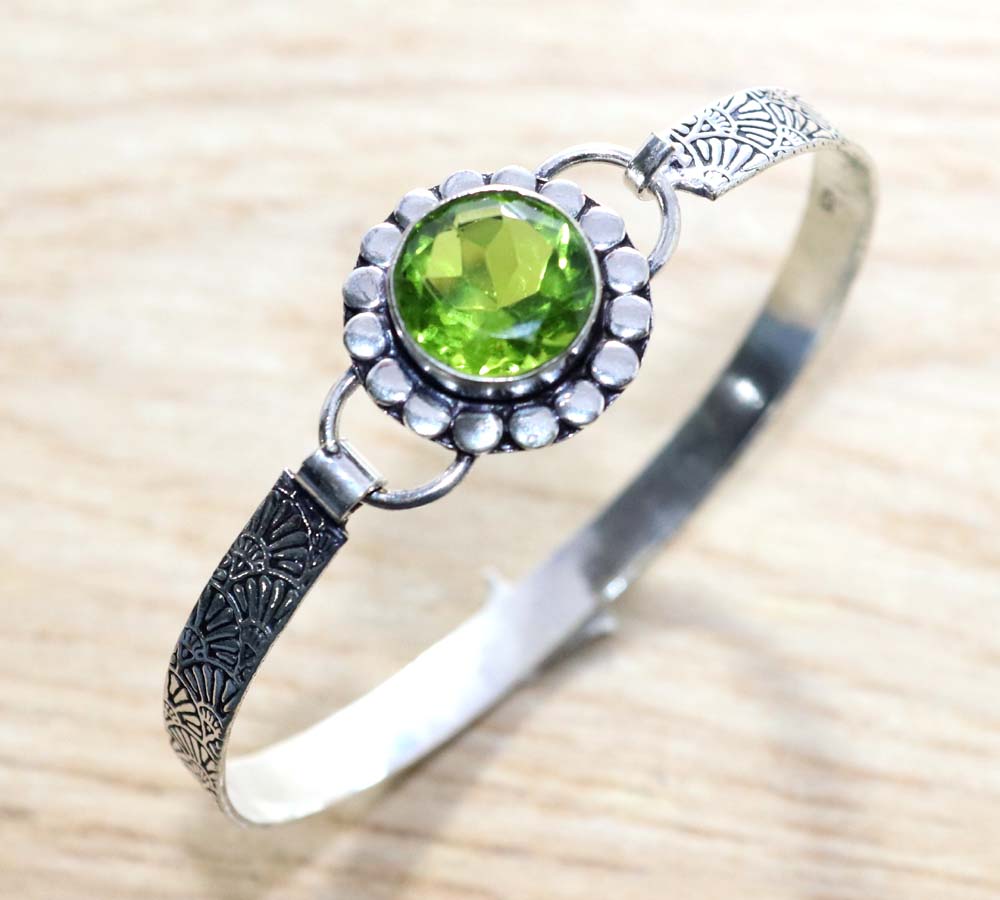 Peridot 925 Silver Plated Bangle 7" Charming Jewelry Limited Stock Deal Z3L26