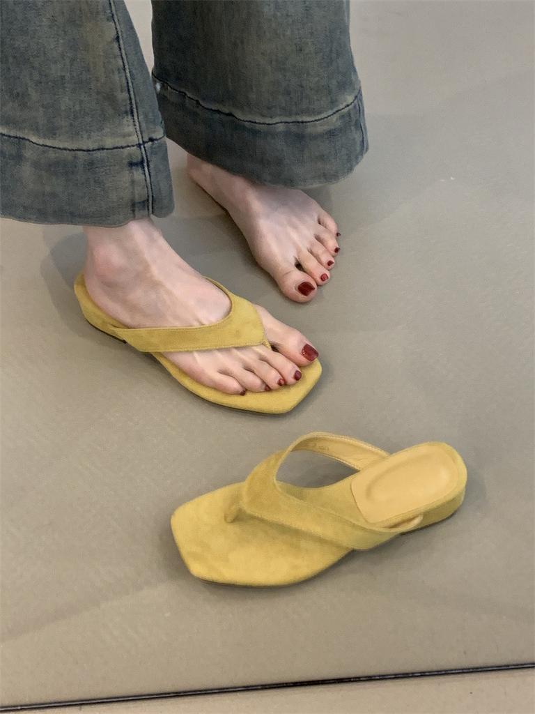 Niche Cool Slippers Women Wear Retro Temperament Simple Toe High Heel Thick Heel Sandals Women