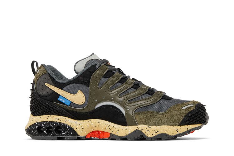 Nike Air Terra Humara Undefeated Хаки