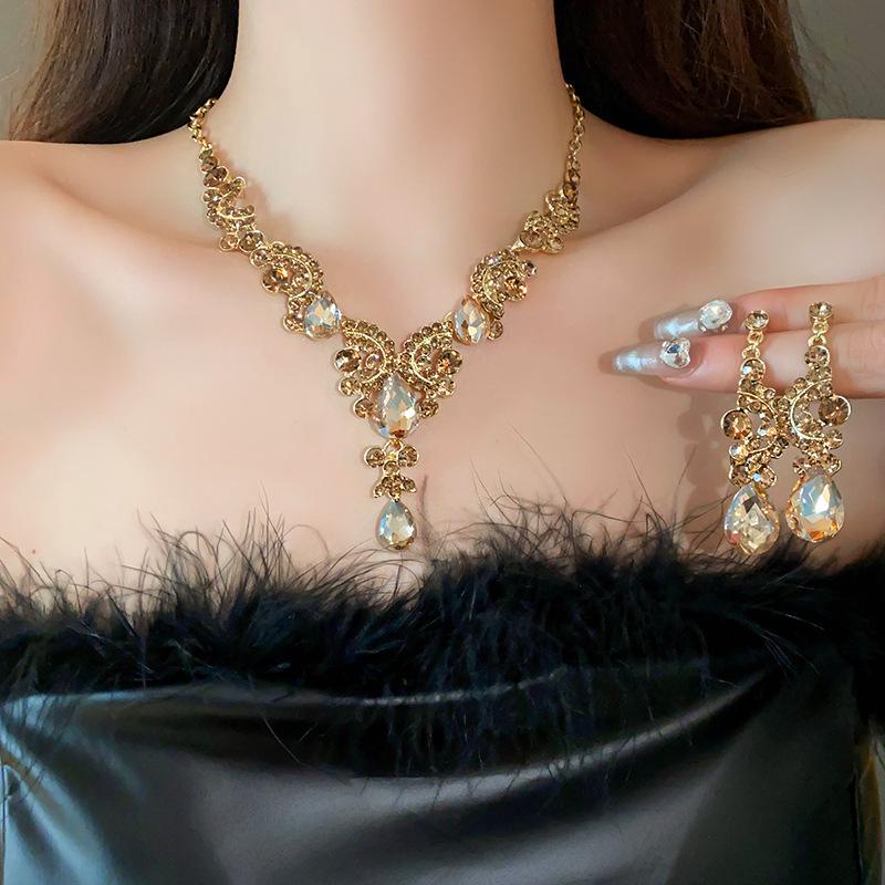 Роскошный комплект из европейских и американских бриллиантовых подвесок и серег - элегантные универсальные ювелирные изделия