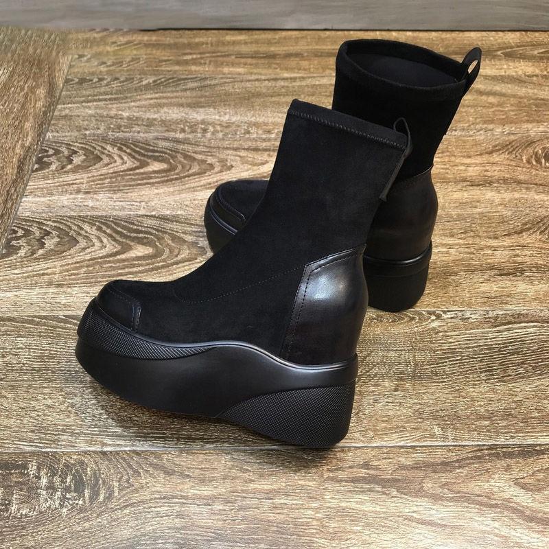 Осенне-весенняя женская обувь, женские ботинки на платформе, модные ботильоны с круглым носком, зимние эластичные черные удобные туфли на танкетке