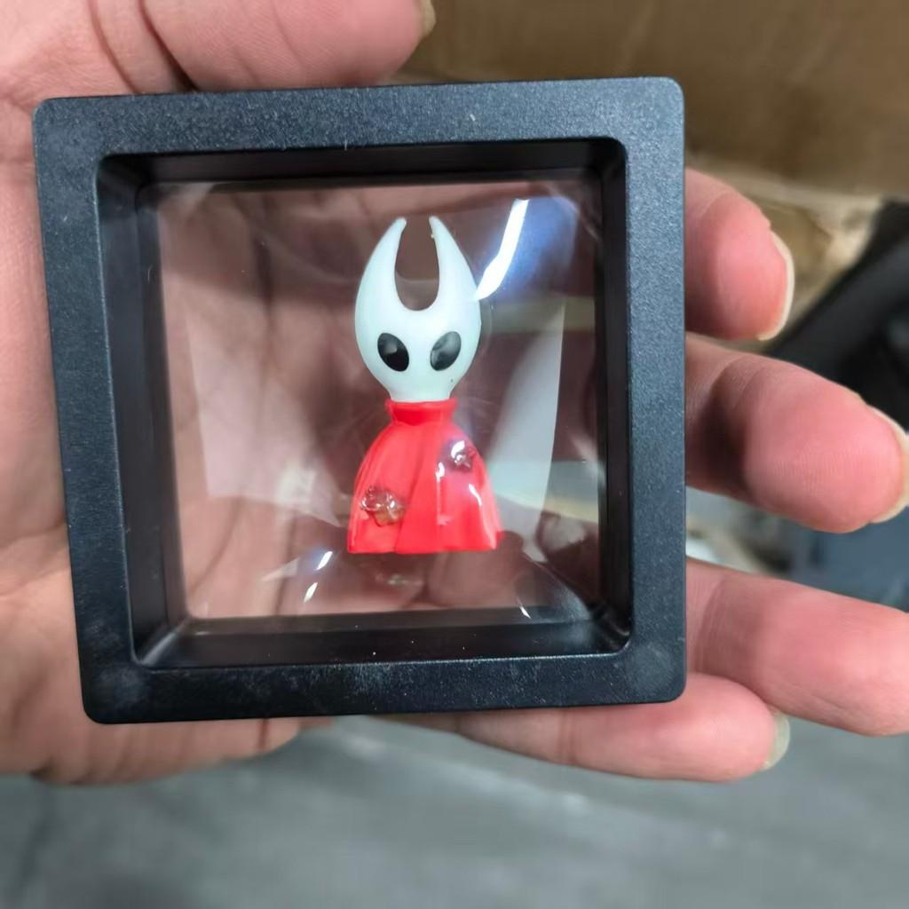 Набор кейкапов из ПВХ Hollow Knight с дизайном Пчелы и Рыцаря для геймеров