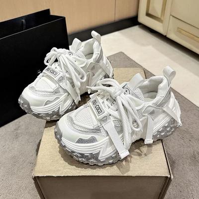 Женские Новые Весенние 2025 Парижское Колесо Шина Подошва Туфли Маленькая Толстая Подошва Увеличение Роста Дышащая Спортивная Обувь